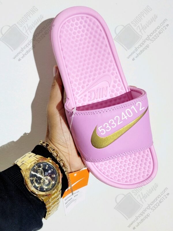 CHANCLETA NIKE BENASSI ROSA CLARO