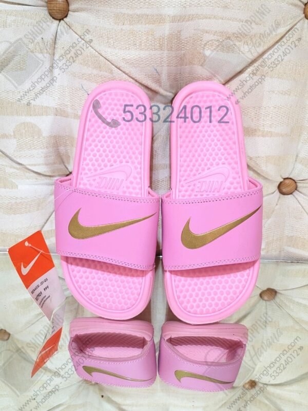 CHANCLETA NIKE BENASSI ROSA CLARO