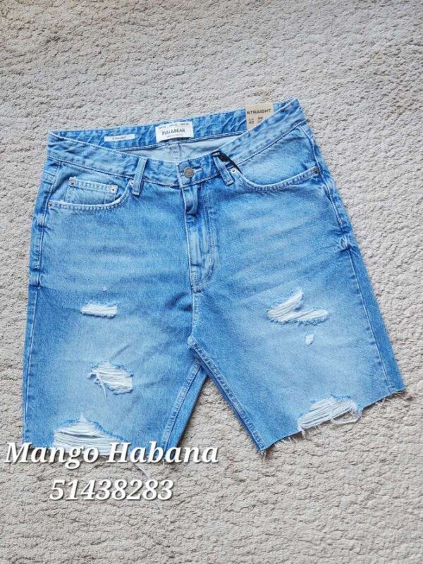 Bermuda Pull and Bear