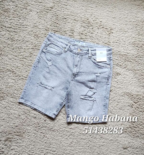 Bermuda Bershka Gris