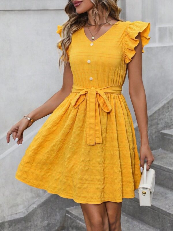 VESTIDO AMARILLO CON BOTONES Y TIRA AVVA3 - Imagen 2