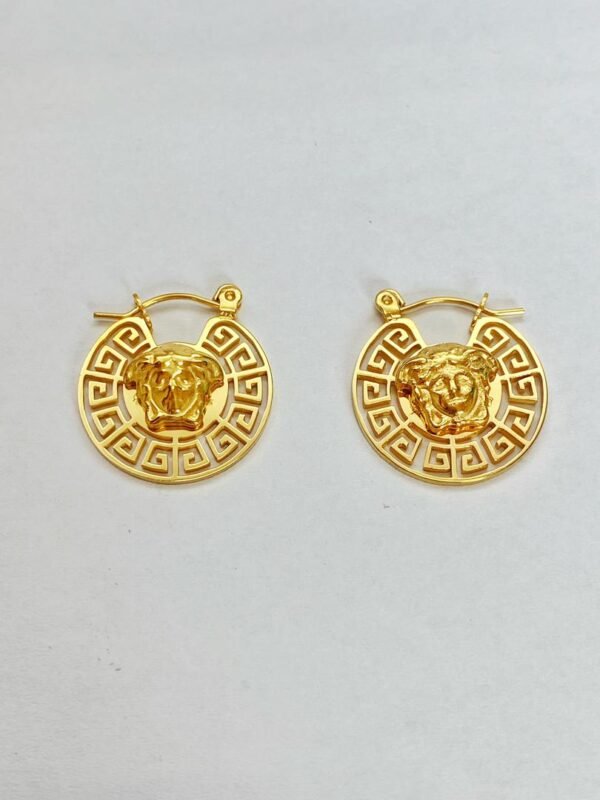 ARETES VERSACE