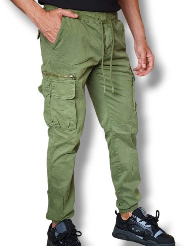 JOGGER VERDE OLIVO 4PUERTAS