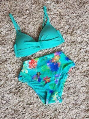 BIKINI VERDE FLORES ALTO BKVF