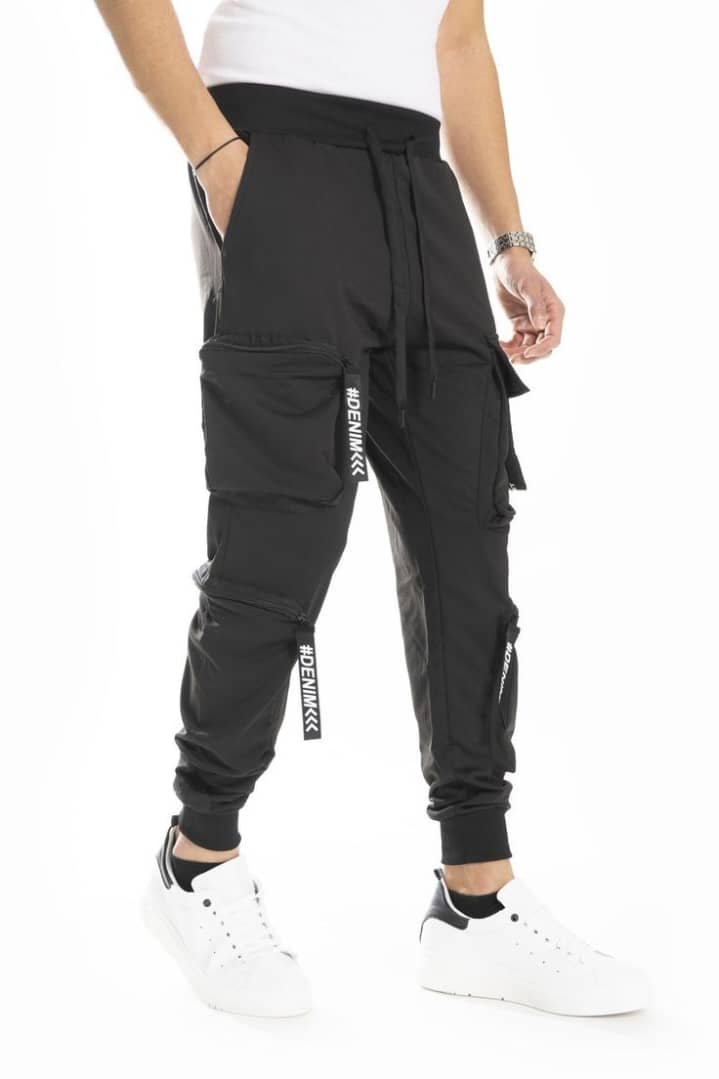 Jogger Negro con bolsillos