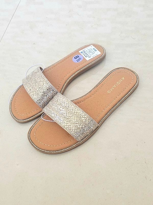 Sandalias