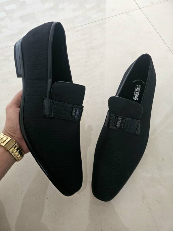 ZAPATOS NEGROS ZPTN3