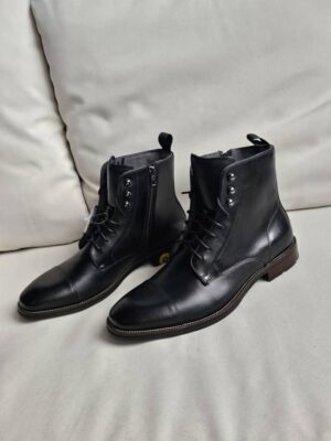 BOTAS NEGRAS BTS16