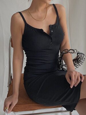 VESTIDO NEGRO CORTO VDNR1