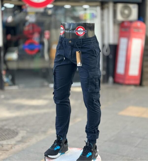 JOGGER NEGRO 4PUERTAS JGNRO - Imagen 2