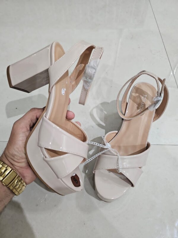 TACONES BEIGE TCN10