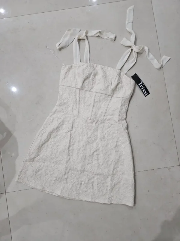 VESTIDO BLANCO DE TIRANTES TRIXXI VTD53