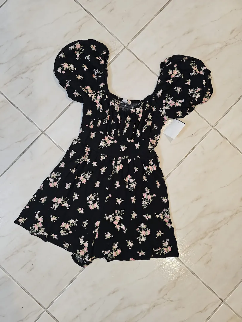 VESTIDO NEGRO DE FLORES VTD77