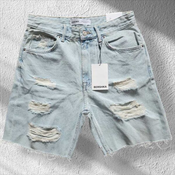 BERMUDA BERSHKA AGUAS CLARAS BBHKA