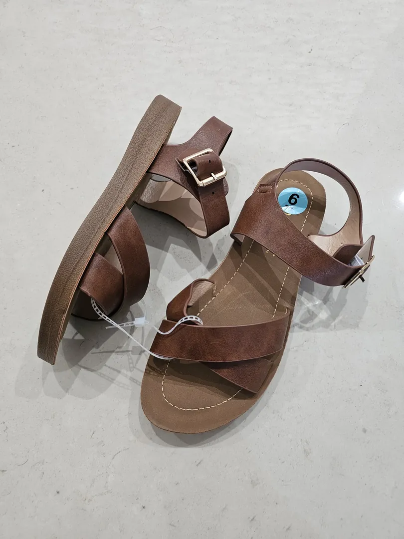 SANDALIAS MARRONES SDL57