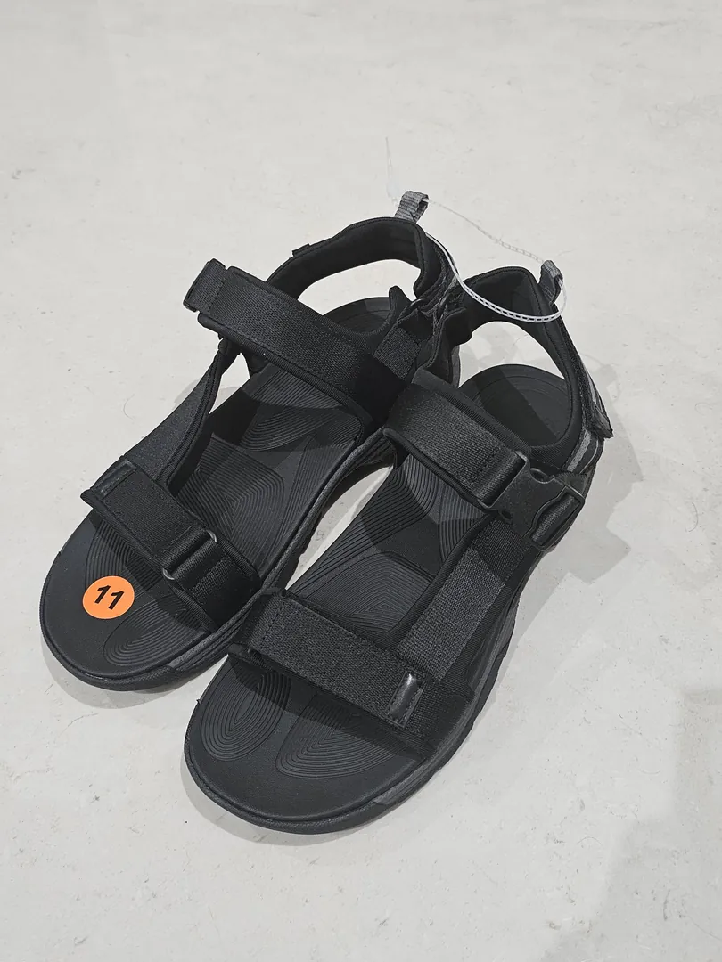 SANDALIAS NEGRAS SDL50