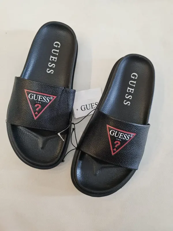 CHANCLETAS GUESS NEGRAS CHT32