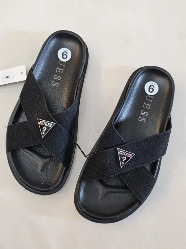 CHANCLETAS GUESS NEGRAS CHT34
