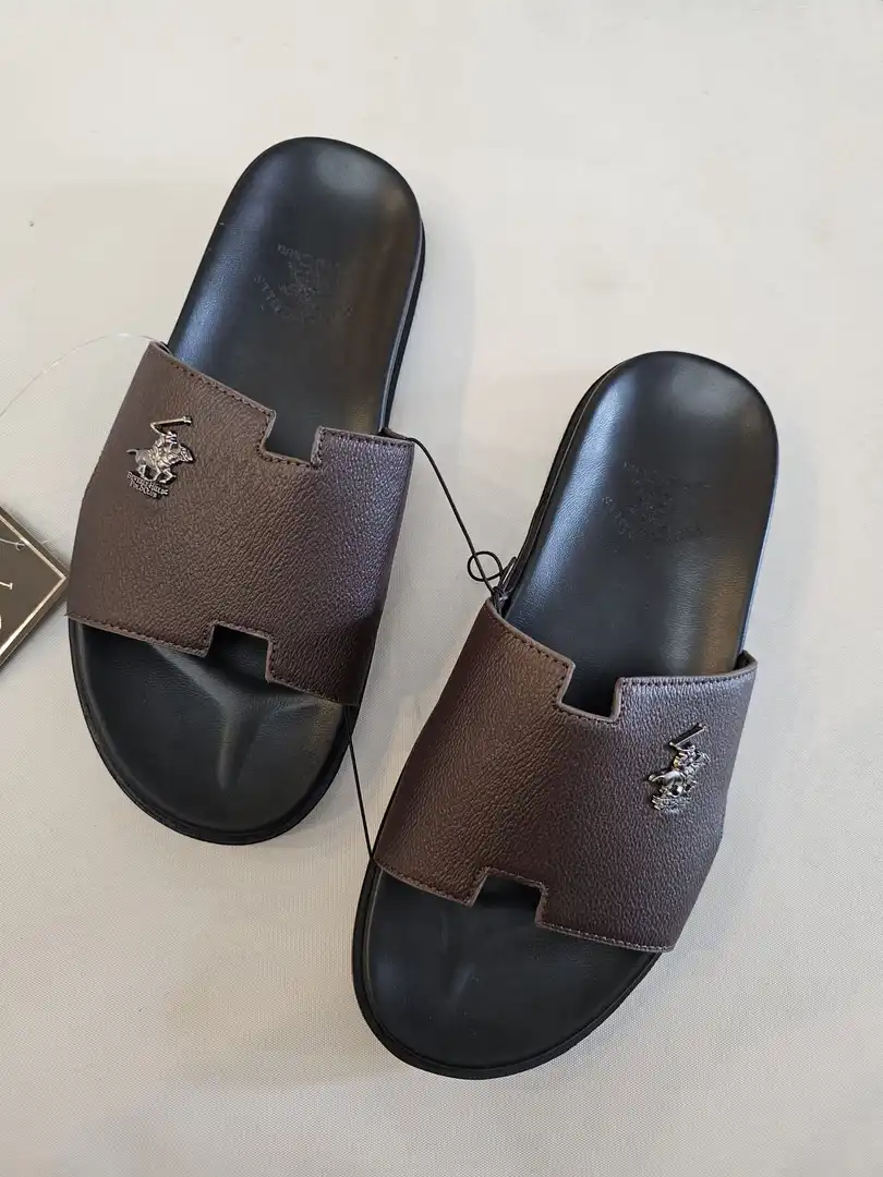 CHANCLETAS MARRONES CHT33