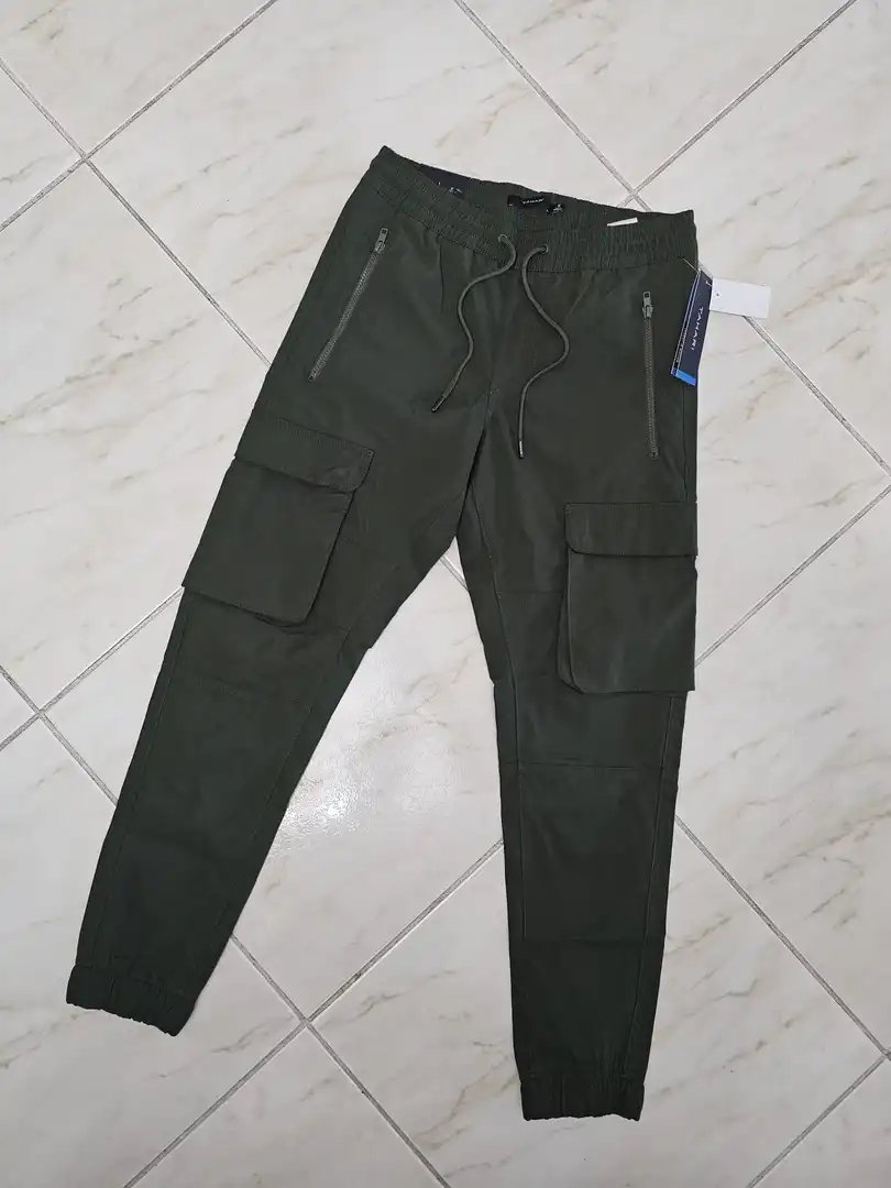 JOGGER NEGRO JGG14