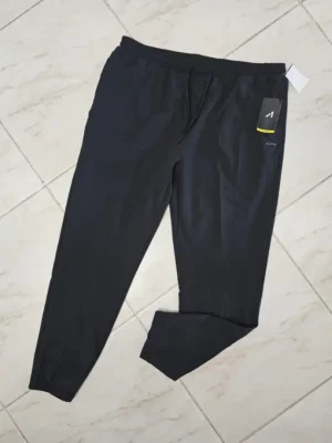 MONO NEGRO DE HOMBRE MN19
