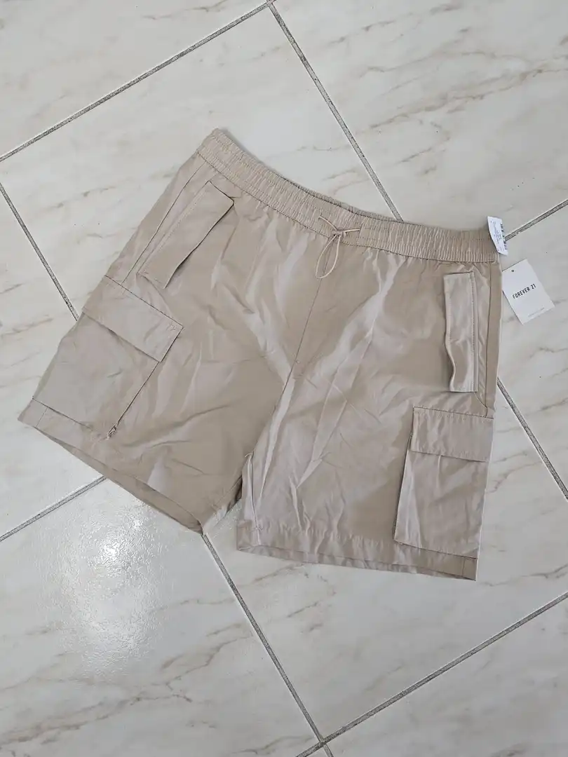SHORT BEIGE DE HOMBRE SHT65