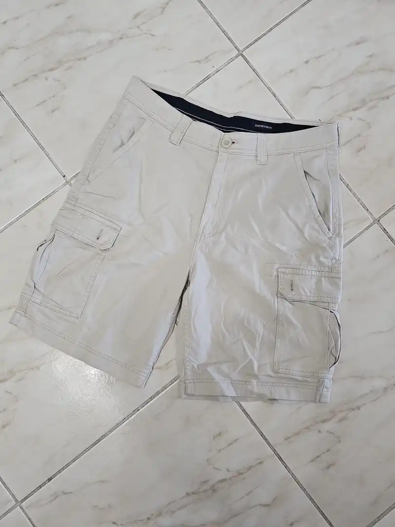SHORT BEIGE DE HOMBRE SHT68