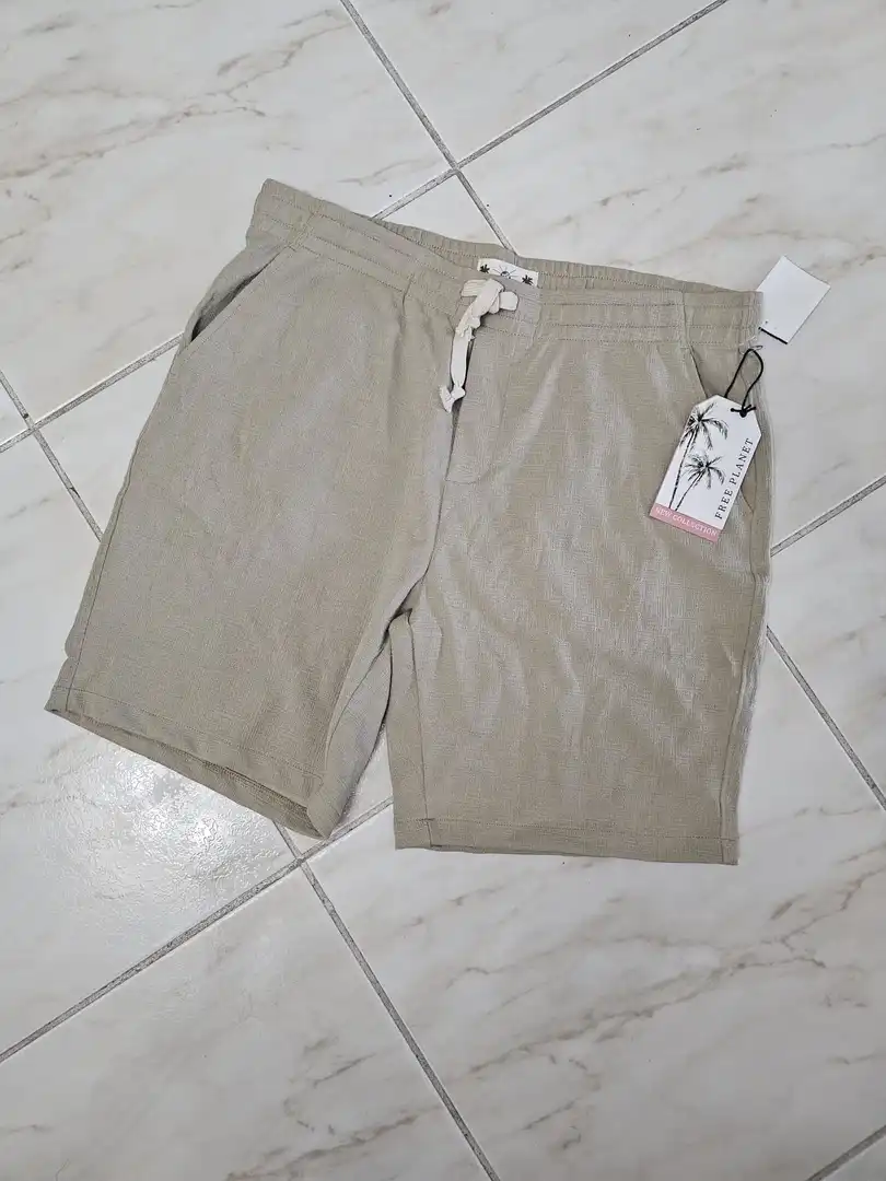 SHORT BEIGE DE HOMBRE SHT78