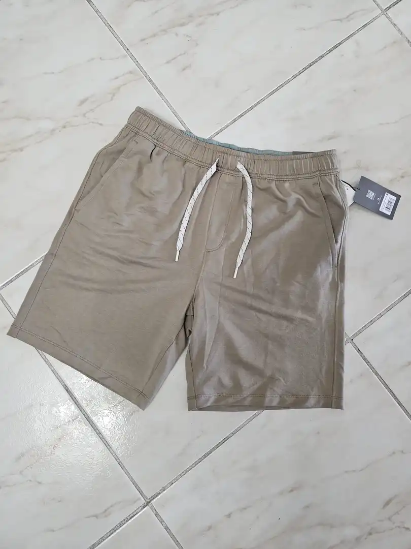 SHORT BEIGE DE HOMBRE SHT91