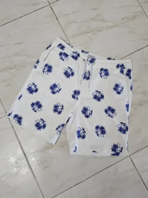 SHORT BLANCO ESTAMPADO DE HOMBRE SHT60