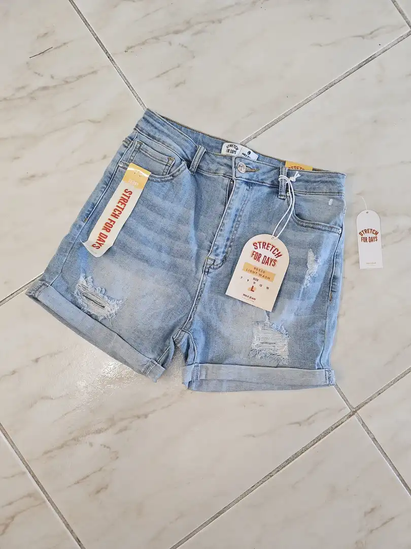 SHORT DE MEZCLILLA DE MUJER SHT109