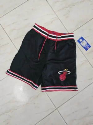 SHORT NEGRO DE HOMBRE SHT87