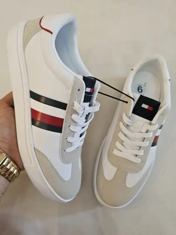TENIS BLANCOS TN45