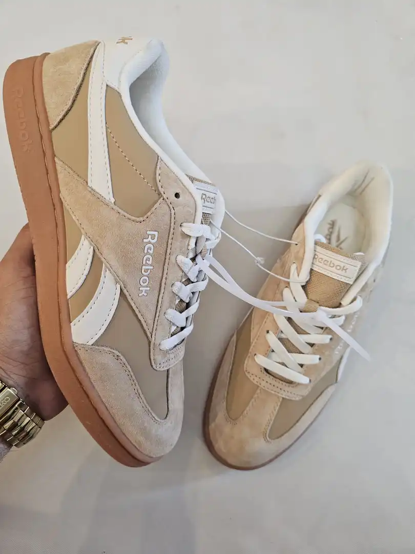 TENIS REEBOK BEIGE TN44
