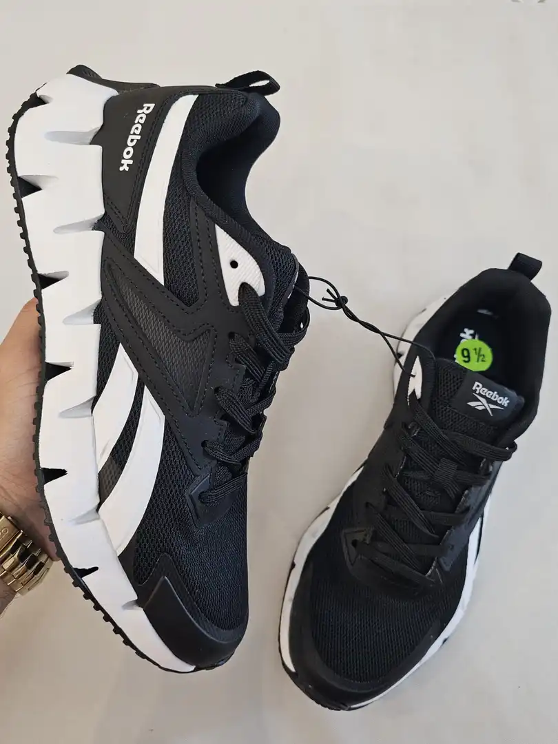 TENIS REEBOK NEGROS TN41