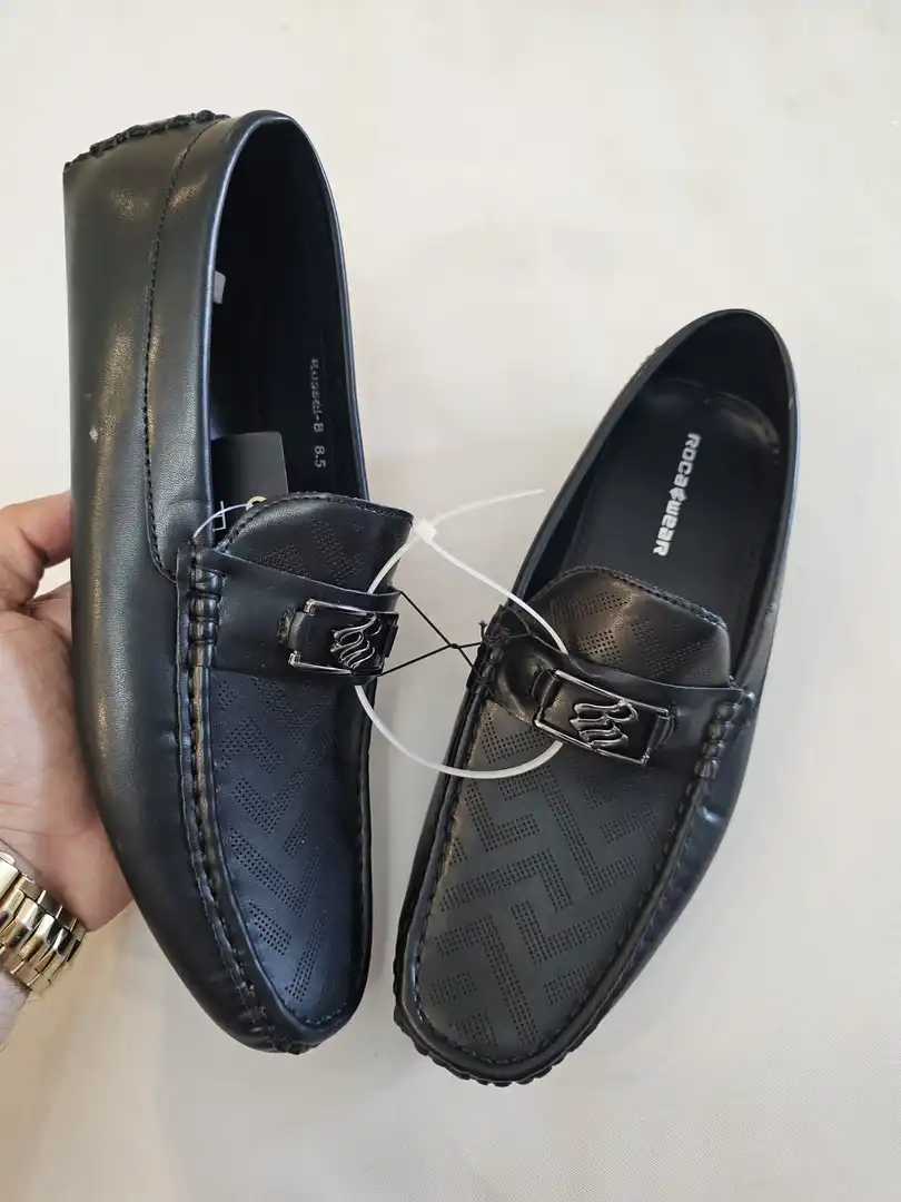 ZAPATOS NEGROS ZPT70