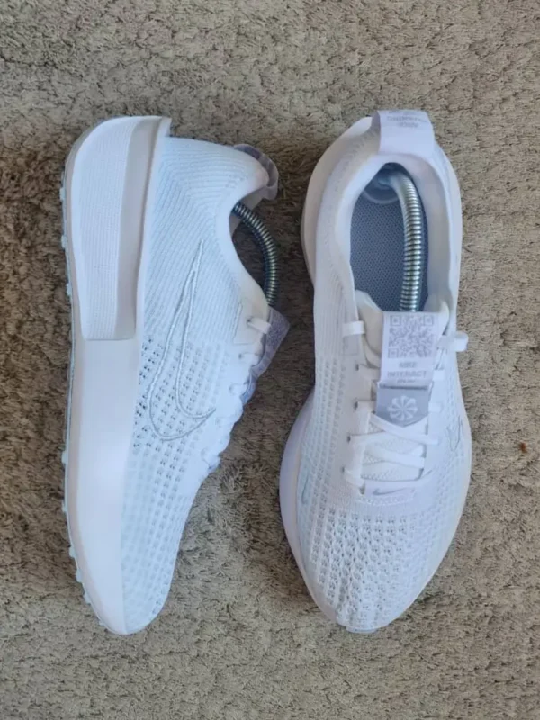 TENIS NIKE BLANCOS TN51