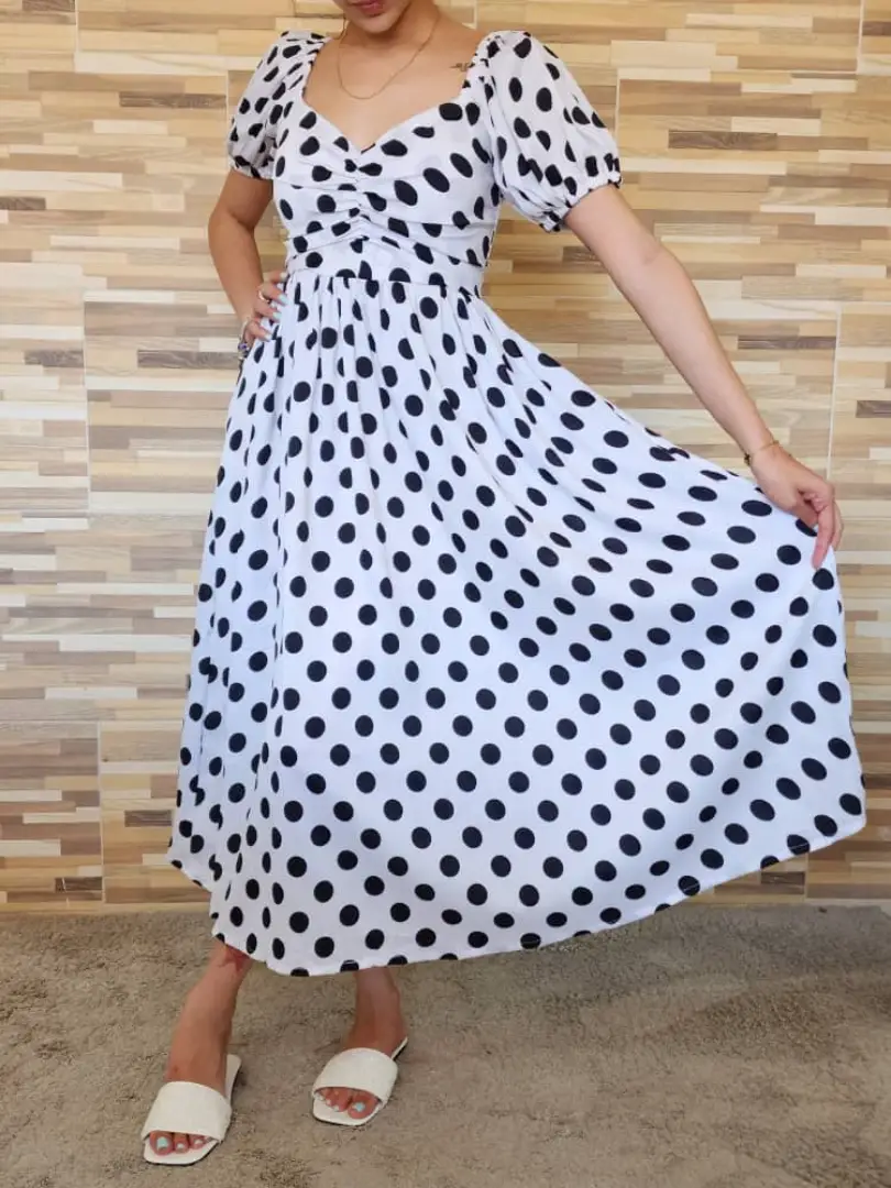 VESTIDO BLANCO ESTAMPADO NEGRO VDO2