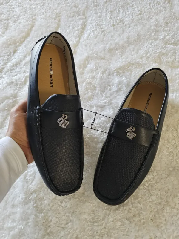 ZAPATOS NEGROS ZPT109
