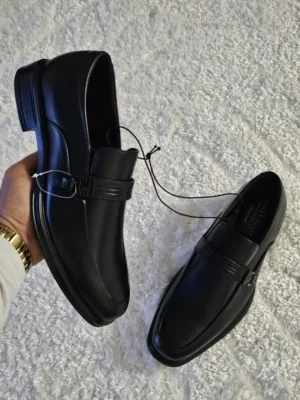 ZAPATOS NEGROS ZPT96