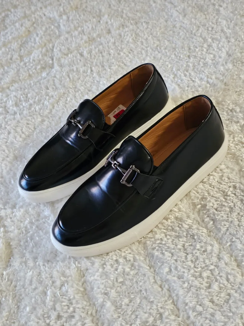 ZAPATOS NEGROS ZPT99