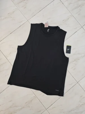 CAMISETA NEGRA CMST33