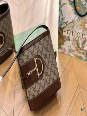 CARTERA GUCCI MARRÓN CTR64