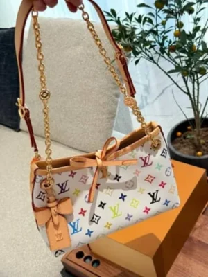 CARTERA LOUIS VUITTON BLANCA ESTAMPADOS DE COLORES CTR48