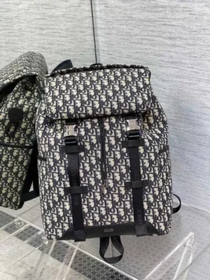 MOCHILA CHRISTIAN DIOR NEGRA BLANCA MCL2