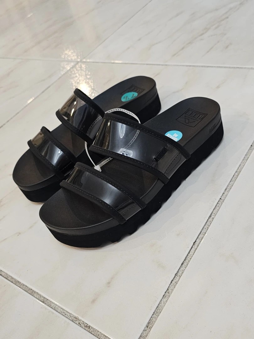 SANDALIAS REEF NEGRAS SDL119