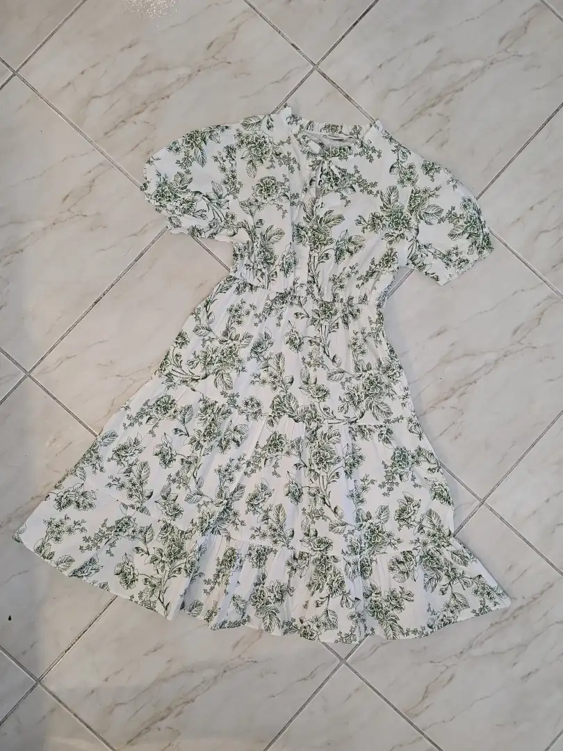 VESTIDO BLANCO CON FLORES VTD183