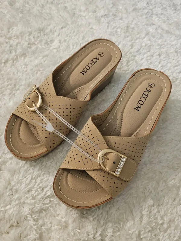 SANDALIAS BEIGE SDL168