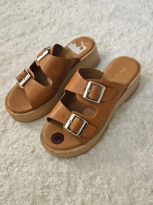 SANDALIAS MARRONES SDL154