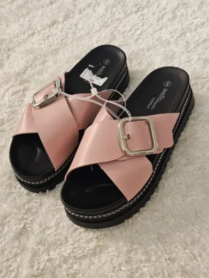 SANDALIAS NEGRAS ROSADAS SDL152